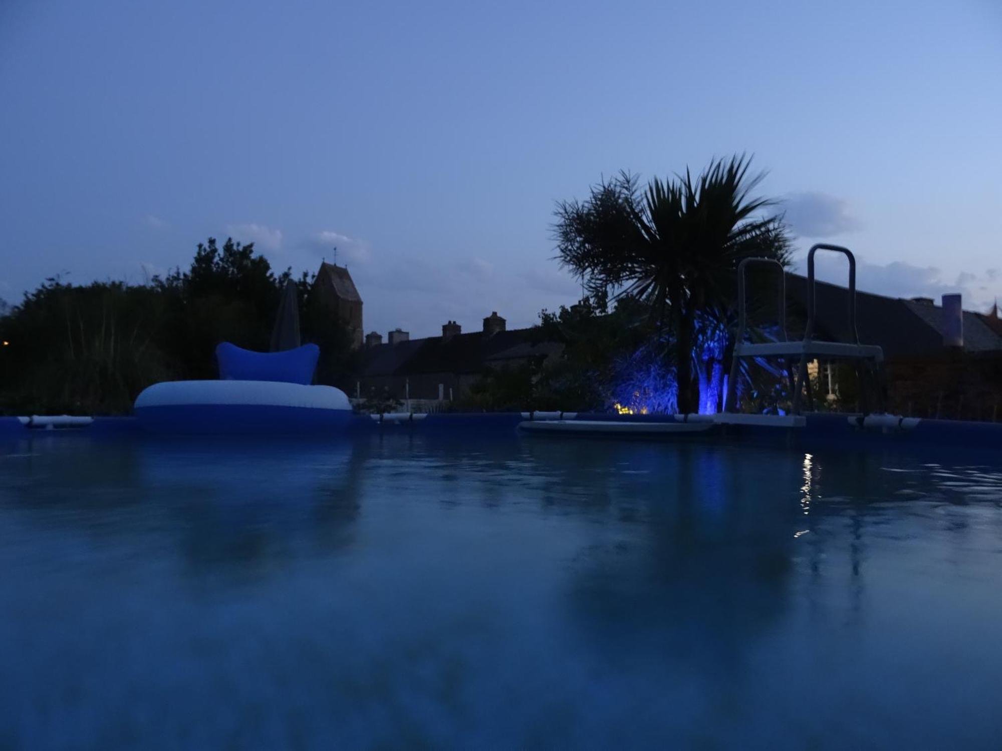 Gite "Rose Des Sables" - 800M De La Plage De Surtainville, Proche Commerces - Piscine En Juillet Et Aout Buitenkant foto